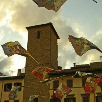 Dolce Rosa ♡ Centro Storico Bed & Breakfast Sansepolcro Luaran gambar
